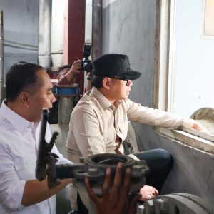 Tinjau Rumah Pompa Surabaya, Wamendagri: Sistemnya Menarik untuk Dikaji