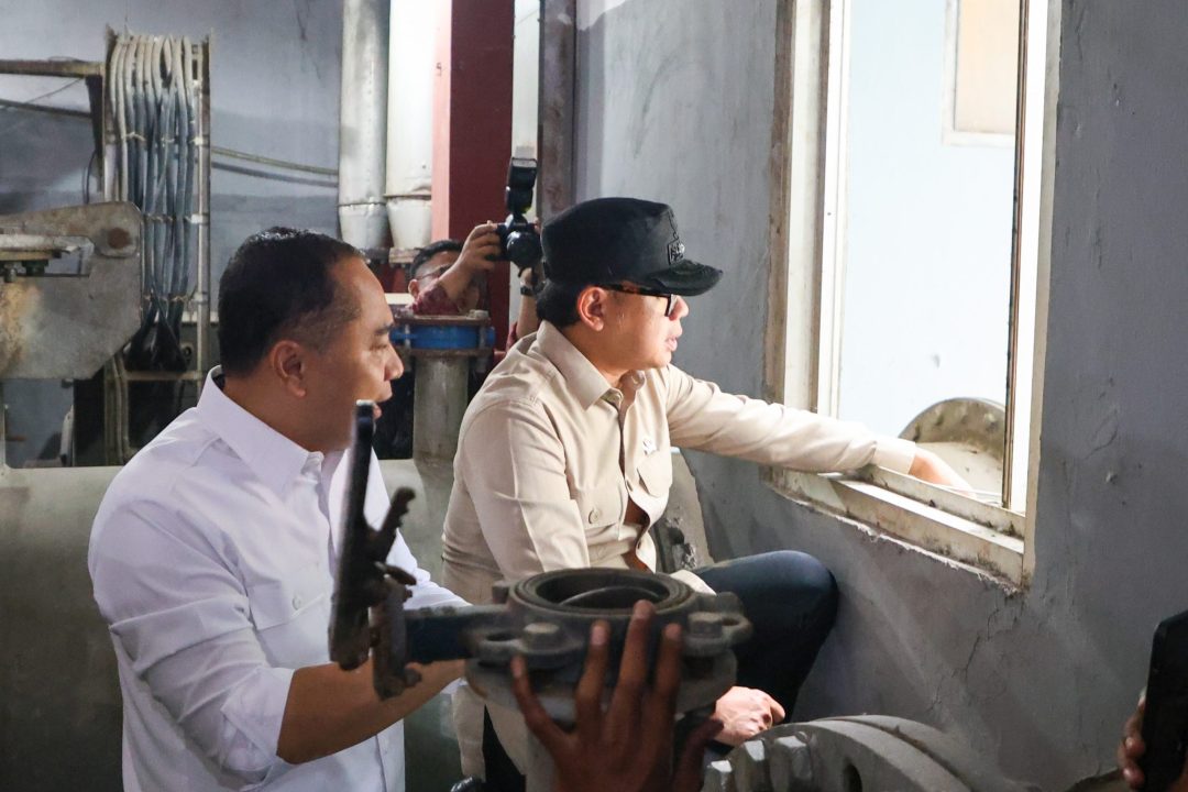 Tinjau Rumah Pompa Surabaya, Wamendagri: Sistemnya Menarik untuk Dikaji