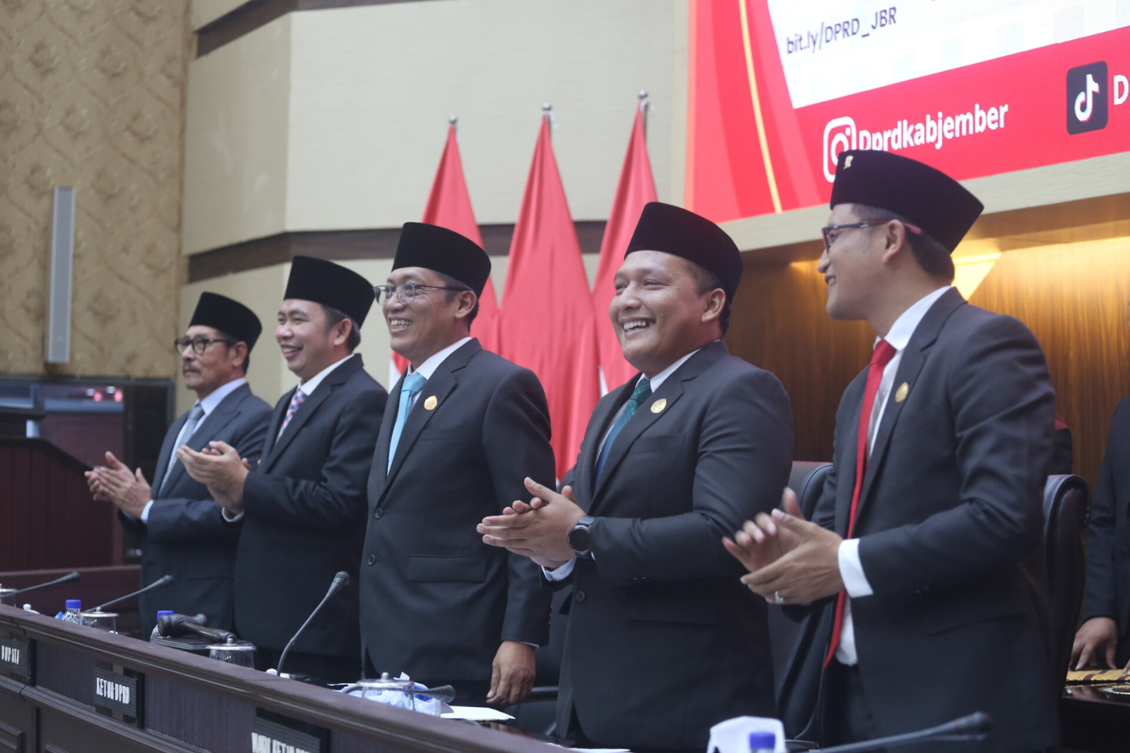 Paripurna Istimewa HUT ke-97 Jember, Gus Fawait Tegaskan Komitmen Jember Baru dan Kemandirian Fiskal