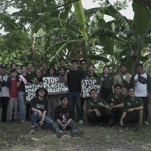 Cak Ning Surabaya-Natura Amerta Awali Tahun 2026 dengan Tanam 300 Bibit Pohon