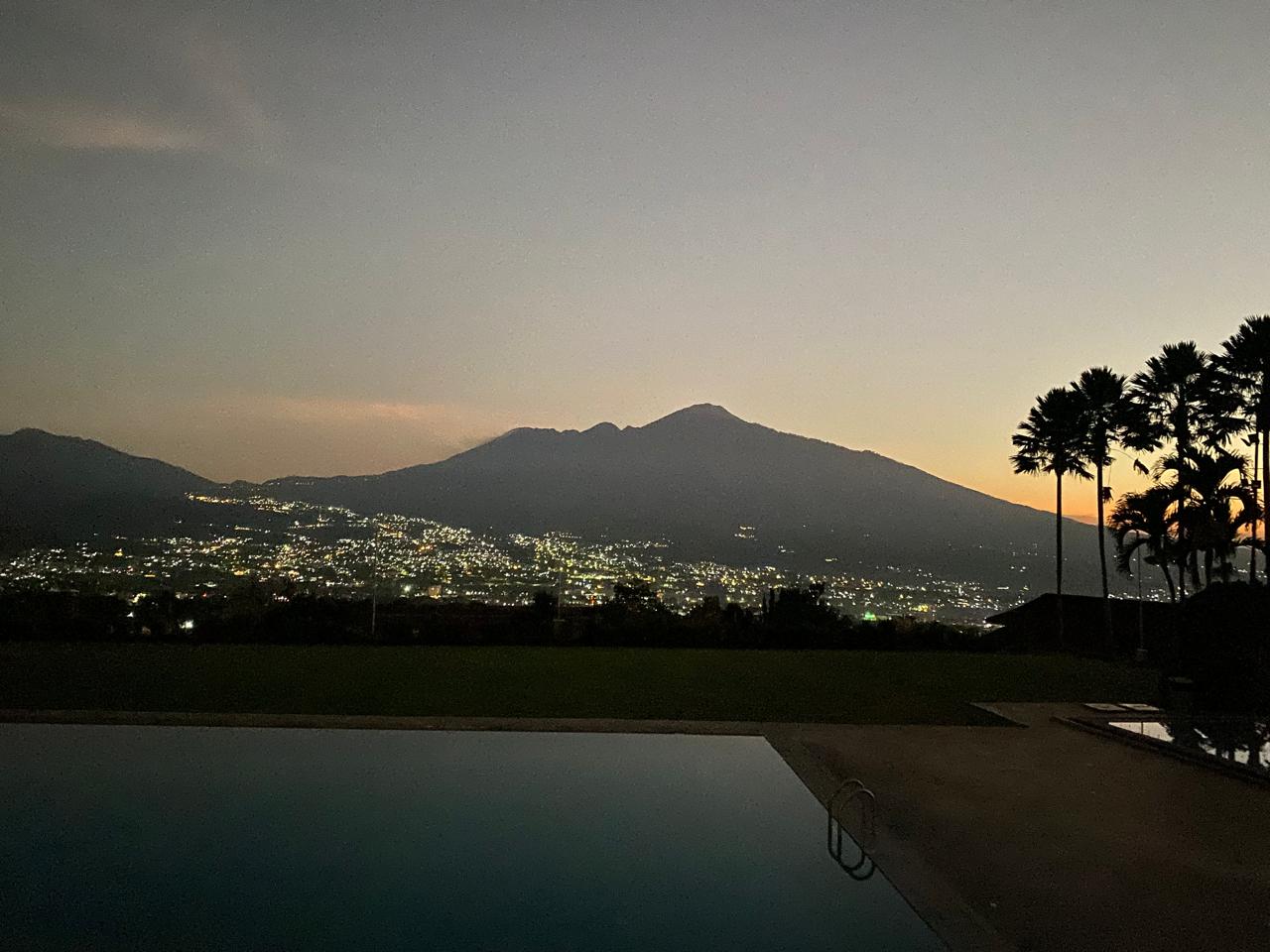 Heboh, Lomba Lari 55 Km Lintasi Gunung Butak