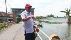 PMI Jatim dan Lamongan Tinjau Titik-titik Banjir di Lamongan