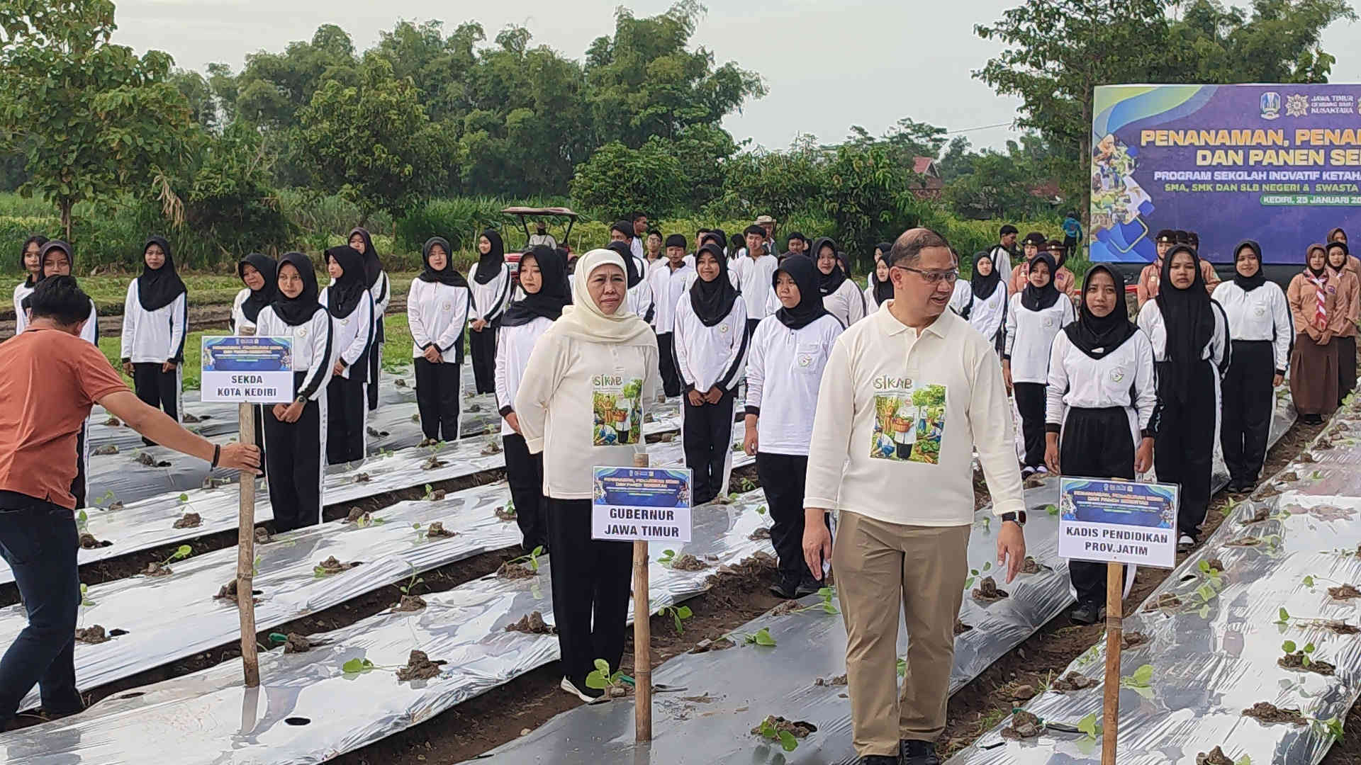Gubernur Khofifah Luncurkan Program SIKAP, Libatkan 754 Sekolah di Jawa Timur