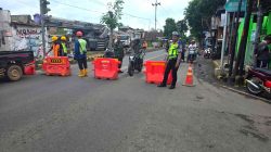 Dishub Kota Kediri Tutup Total Jalan Suparjan Mangun Wijaya Selama Pemasangan Girder Tol Dishub Kota Kediri Tutup Total Jalan Suparjan Mangun Wijaya Selama Pemasangan Girder Tol