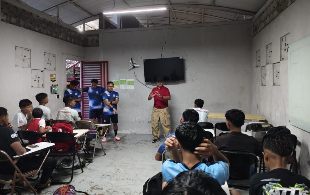 Deltras FC Suport Fakhri Husaini Berkarir Di Akademi Ternama