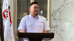 Jadi Nahkoda Baru PABSI Surabaya, Frans Tagore Ambisi Kembalikan Kejayaan Angkat Besi