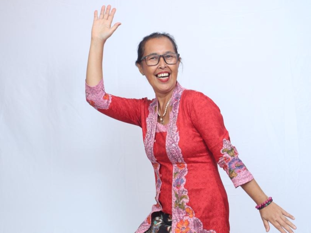 Menuju Puncak HPN 2026 : Rahmi Hidayati : Mencintai Indonesia dengan Berkebaya