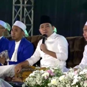Jember Bermunajat, Gus Fawait Bersama Ulama dan Jamaah Panjatkan Doa untuk Bangsa
