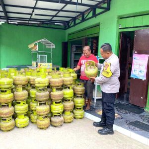 Polres Blitar Cek Ketersediaan dan Penyaluran Gas Melon Jepang Ramadhan