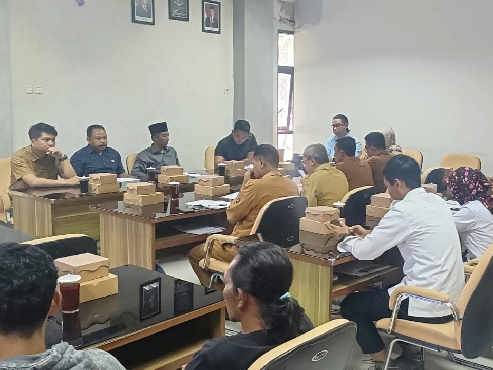 Tebing Sungai Terus Terkikis Sungai, Rumah Warga Blitar Terancam Longsor