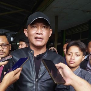 Trijanto Dampingi Warga Audensi dengan Perhutani Tentang Kesepakatan Pengelolaan Kawasan Hutan