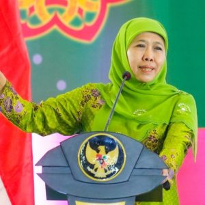 Khofifah Kukuhkan 413 Paralegal Muslimat NU Jatim