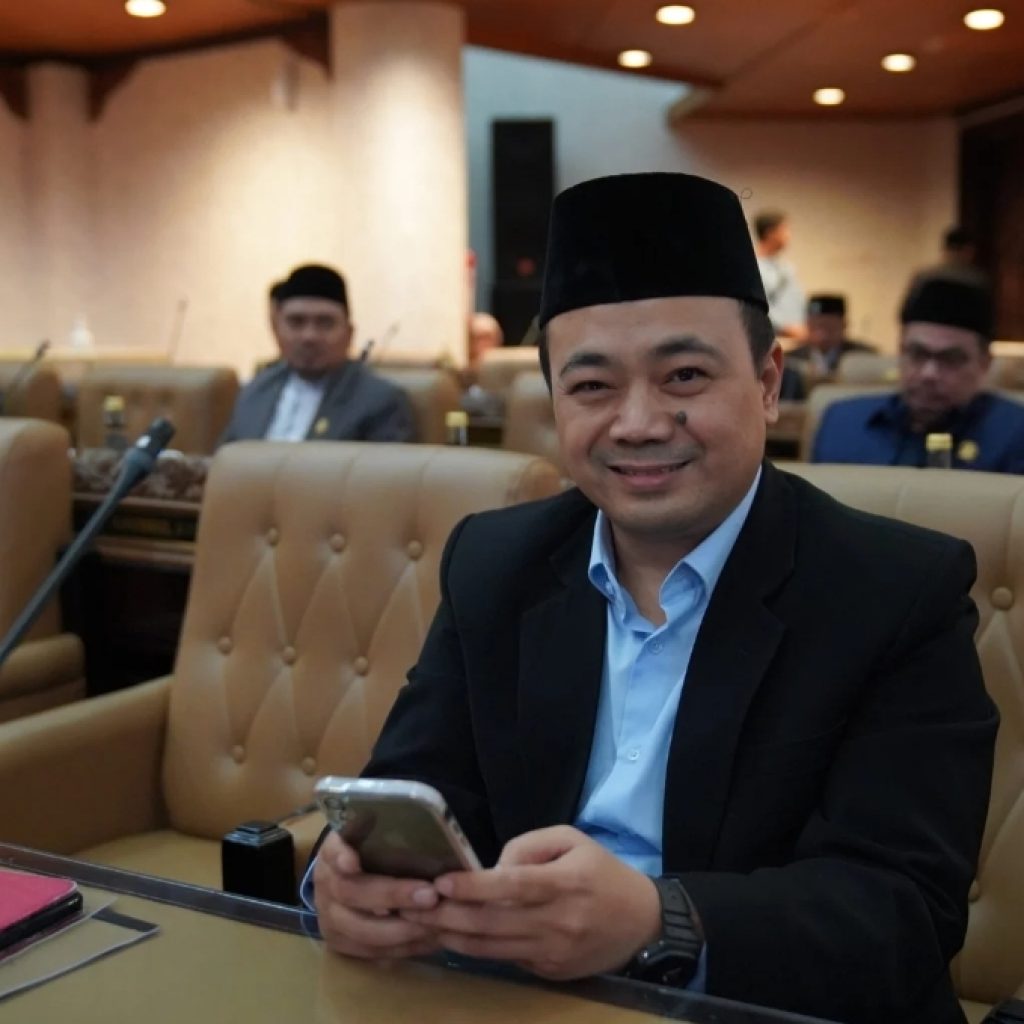 Guyonan Bahlil ke Emil, Demokrat: Sinyal Koalisi, Bukan Pindah Partai
