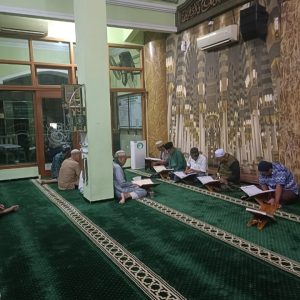 Jamaah Lansia Masjid Siti Suci Nur Rohmah Perumahan Magersari Ketagihan Tadarus Alquran