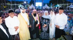 Kurma Raja Salman Dibagikan di Surabaya, Khofifah Sampaikan Terima Kasih