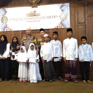 Bulan Penuh Berkah, Kapolres Blitar Bukber Anak Yatim