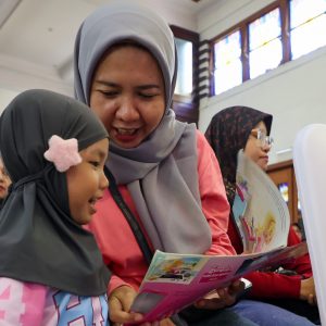 OBROLIN di Balai Pemuda Surabaya Bangun Minat Baca Anak