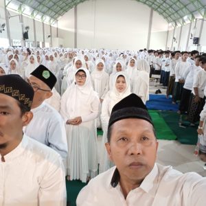 47 Tahun MAN Sidoarjo Mengabdi, Mensyukuri Nikmat Allah dengan Bershalawat