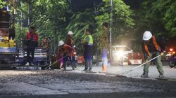 Pemkot Surabaya Siapkan Puluhan Titik Overlay untuk Menekan Genangan dan Jalan Berlubang