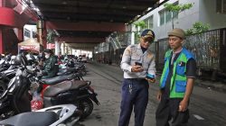 Sistem Parkir Digital Tepi Jalan Umum Surabaya Diperluas