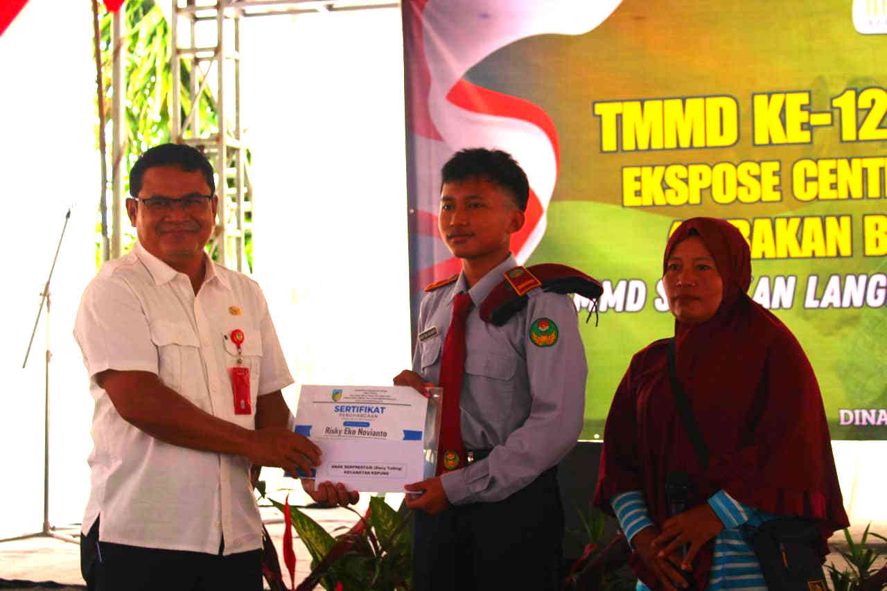 TMMD ke-127 Kediri Salurkan 300 Paket Sembako untuk Warga Tiga Kecamatan