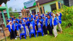 Mahasiswa KKN UNP Kediri Olah Limbah Rumah Tangga Jadi Pupuk dan Media Tanam