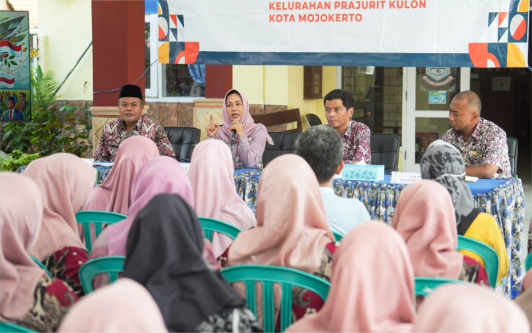 Lindungi Anak Sejak Dini, Wali Kota Mojokerto Tekankan Pentingnya Imunisasi Lengkap