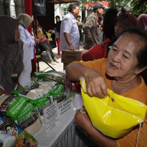GPM dan Pasar Murah Serentak di 31 Kecamatan Surabaya, 11-14 Maret