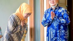 Try Sutrisno Wafat, Gubernur Khofifah Ajak Masyarakat Jatim Kibarkan Bendera Setengah Tiang Dua Hari