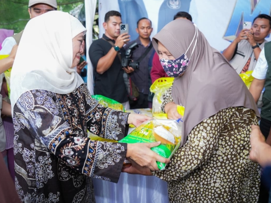 Giliran Pamekasan Digelontor Sembako Murah