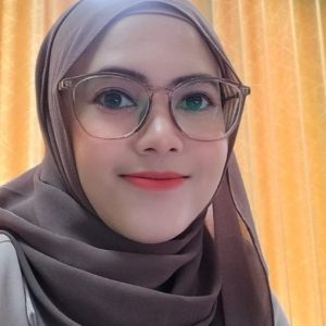 Cermin Retak Media Sosial