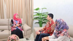 Kepulangan Penuh Haru, Dua Mahasiswa Jatim Berhasil Dievakuasi dari Iran