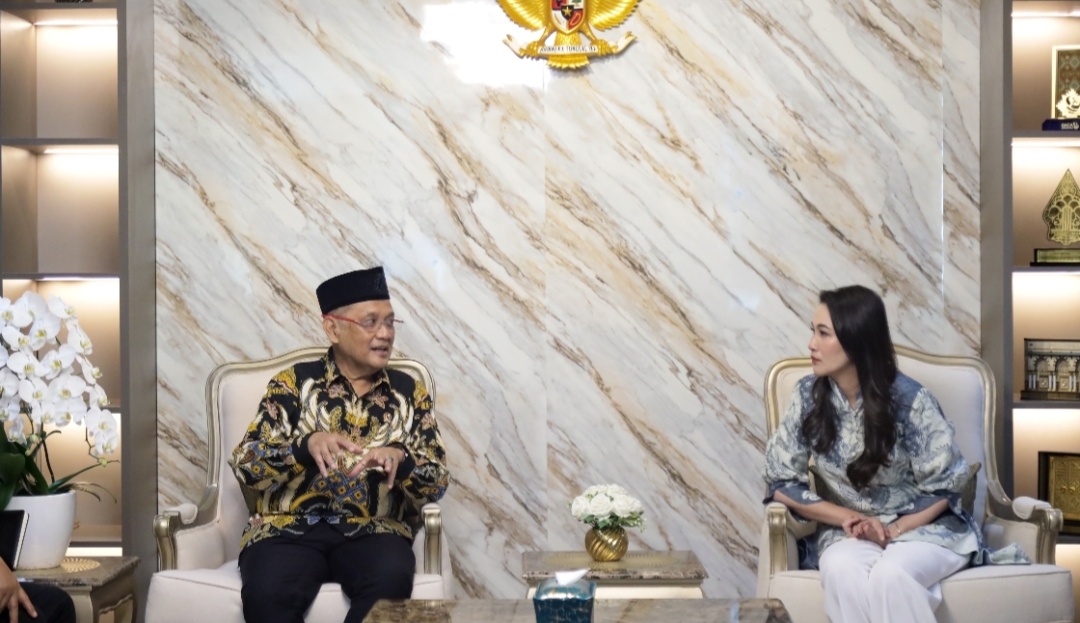 Menhaj–Gubernur Maluku Utara Bahas Peningkatan Layanan Jemaah Haji dan Umrah