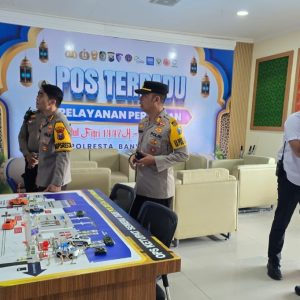 Kapolresta Banyuwangi Tinjau Arus Lalu Lintas di ASDP Ketapang, Pastikan Jalur Jawa-Bali Tetap Lancar