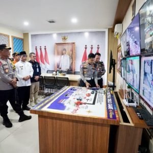 Kapolda Jatim Pantau Arus Mudik di Pelabuhan Ketapang Jelang Penutupan Nyepi di Bali