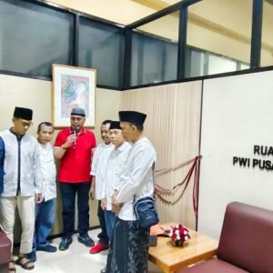 PWI Jatim Gelar Silaturahmi dan Resmikan Ruang Pengurus PWI Pusat