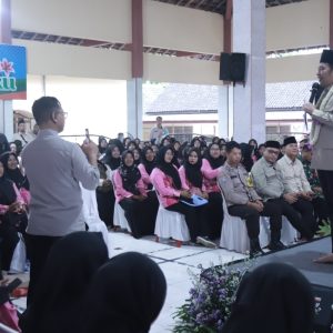 Blusukan Gus Fawait ke Masyarakat Bukan Sekadar Seremonial, Tapi Jembatan Emosional Bupati dan Warganya