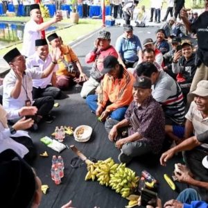 Bupati Ipuk Halal Bihalal Bareng Pengemudi Becak, Angkot, hingga Ojol