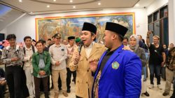 Gus Fawait Hidupkan Semangat 5.000 Mahasiswa Penerima Beasiswa “Cinta Bergema”.