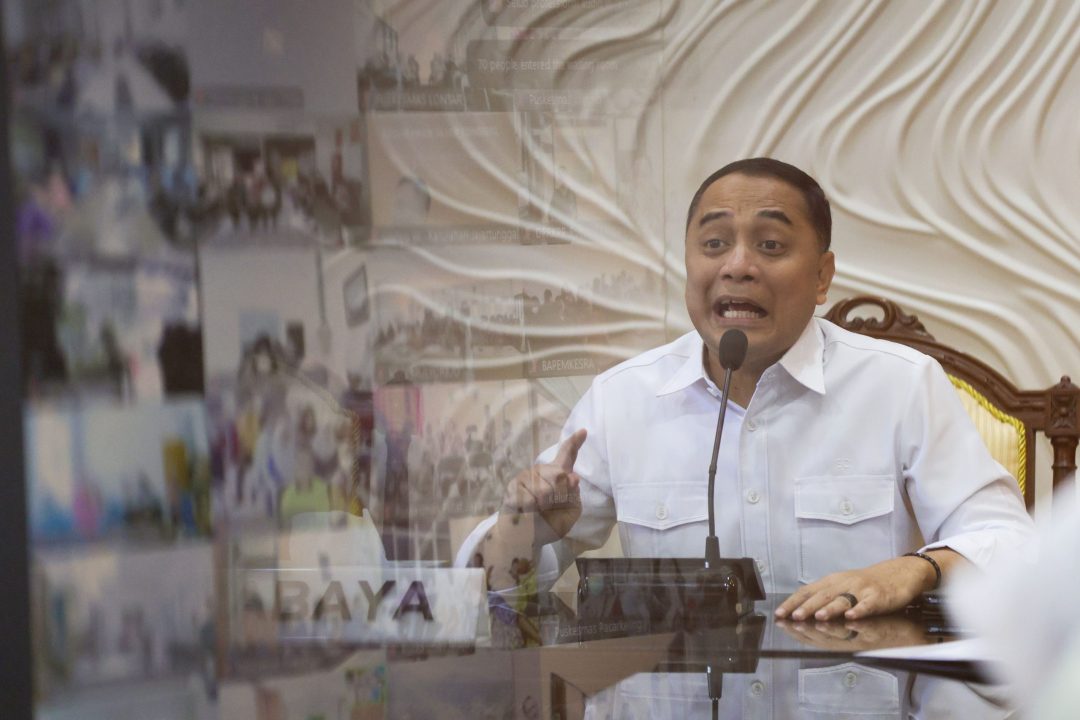 Wali Kota Eri Ajak Warga Jaga TPS dari Oknum Luar Surabaya