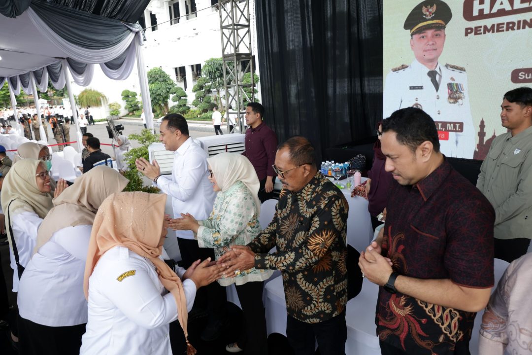 Wali Kota Eri dan Wawali Armuji Gelar Halal bi Halal Sederhana di Balai Kota Surabaya