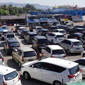 Puncak Arus Balik, Polda Jatim-Pemkab Banyuwangi Pantau Pelabuhan Ketapang