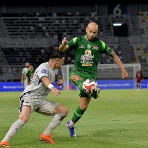 Persebaya Menang Tipis 1-0 atas Persita di GBT