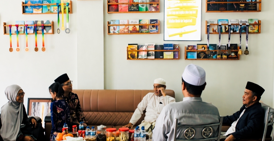 Kemenag Jatim Bahas Transformasi Pesantren di IBS PKMKK