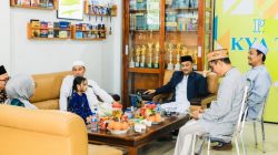 Apresiasi Kepala Kantor Kemenag Jatim Dr. KH. Akhmad Sruji Bahtiar,atas hasil karya 197 buku santri IBS PKMKK