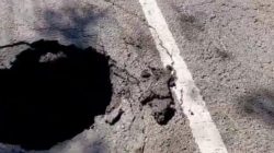 Diduga Sering Dilintasi Truk ODOL, Jembatan di Desa Glundengan Jember Jebol