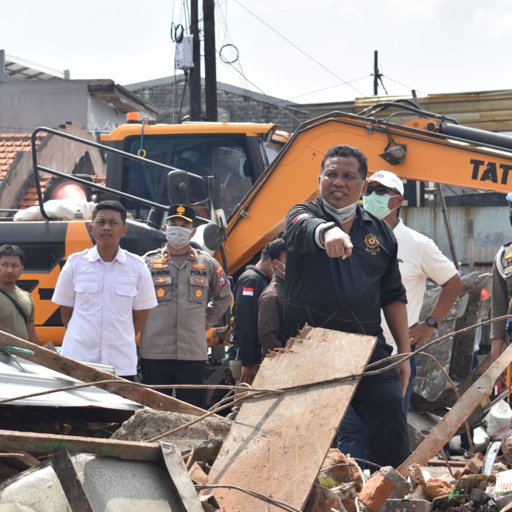 Kawasan Pasar Simorejo Timur Kembali Ditertibkan
