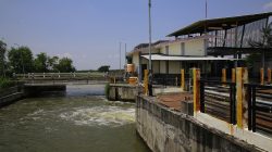 Penanganan Banjir Surabaya Koneksikan Saluran di Perkampungan Menuju Rumah Pompa