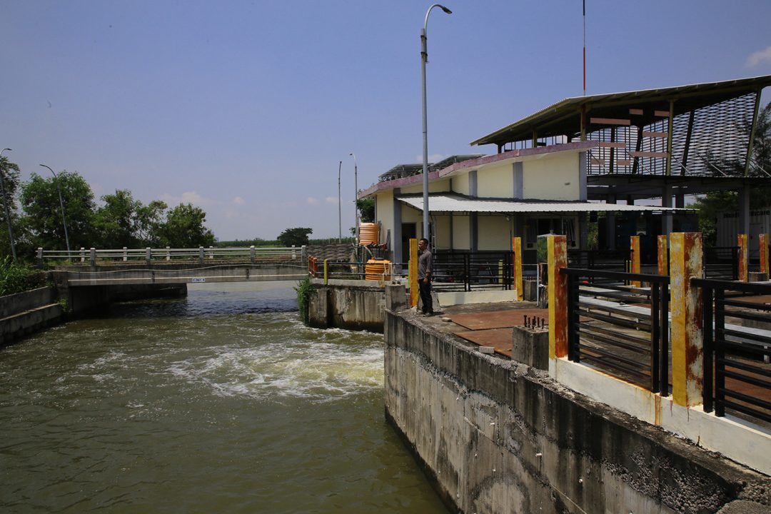Penanganan Banjir Surabaya Koneksikan Saluran di Perkampungan Menuju Rumah Pompa