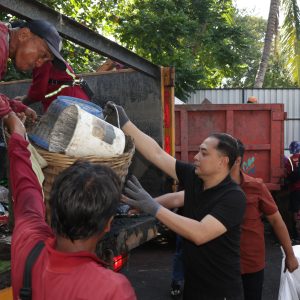 Wali Kota Eri Kecewa Lihat Kondisi TPS tak Sesuai SOP